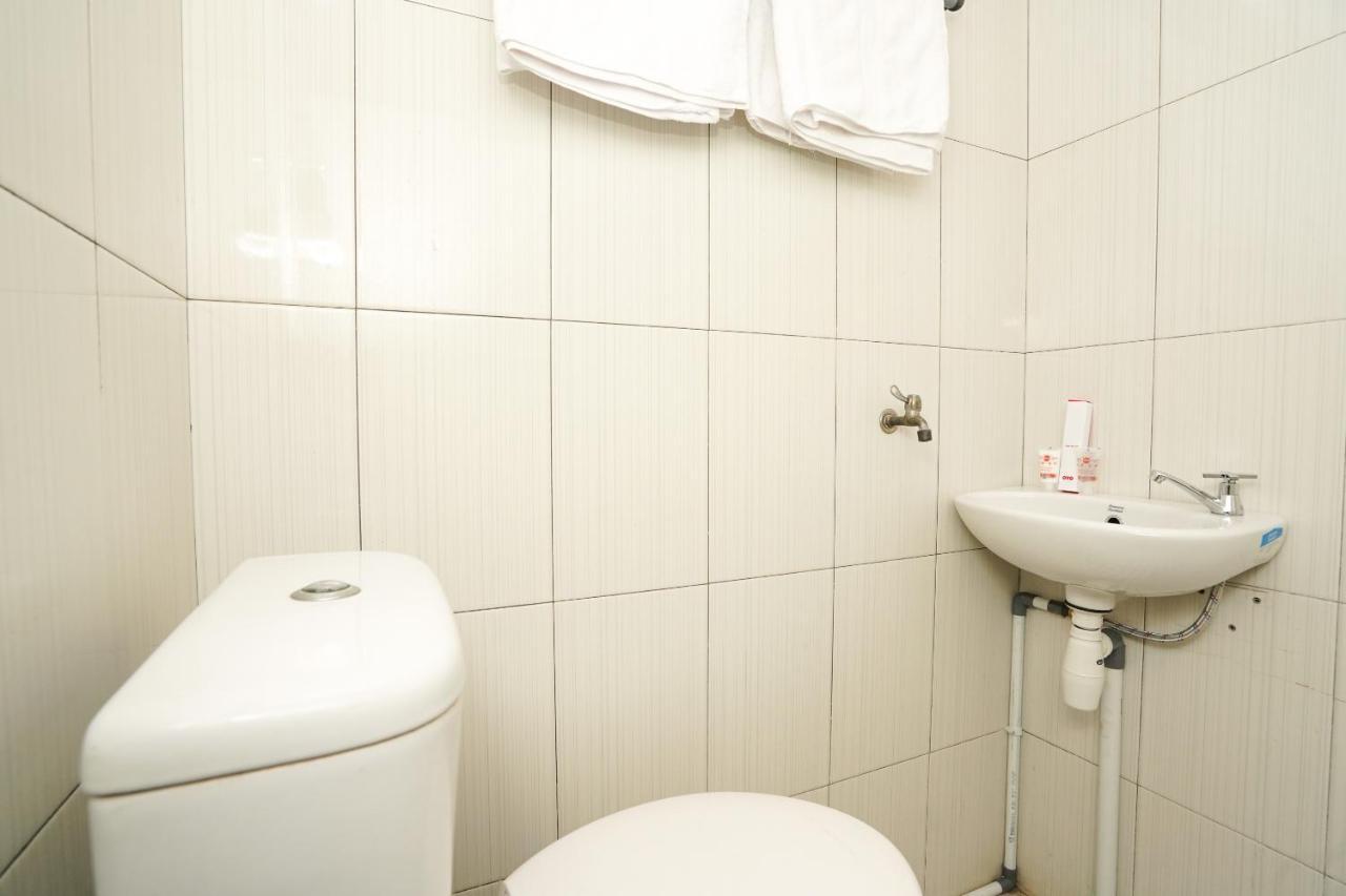 Oyo 1087 Homestay Potato House Бромо Экстерьер фото